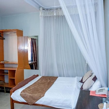 Jupiter Guest House - Parklands Nairobi Kültér fotó
