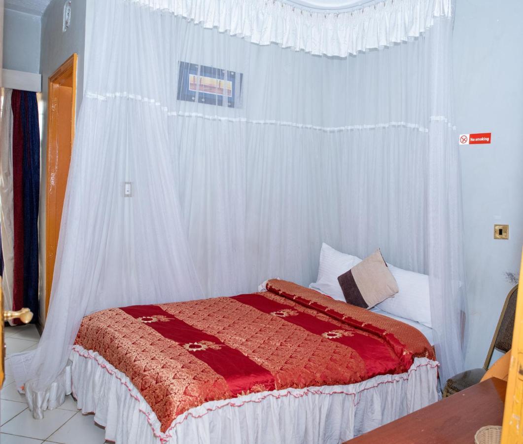 Jupiter Guest House - Parklands Nairobi Kültér fotó